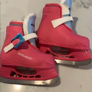 Toddler ice skates